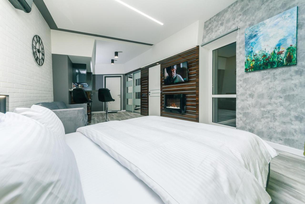 Luxury Apartments Arena Guliver Kyiv Exterior foto